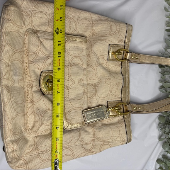 COACH PENELOPE LINEN SIGNATURE TOTE - Picture 9 of 14